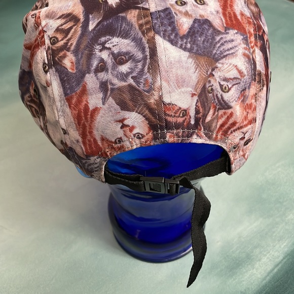 Cat Baseball Cap Hat plus Lamb Chop Cat Toy - Picture 6 of 15